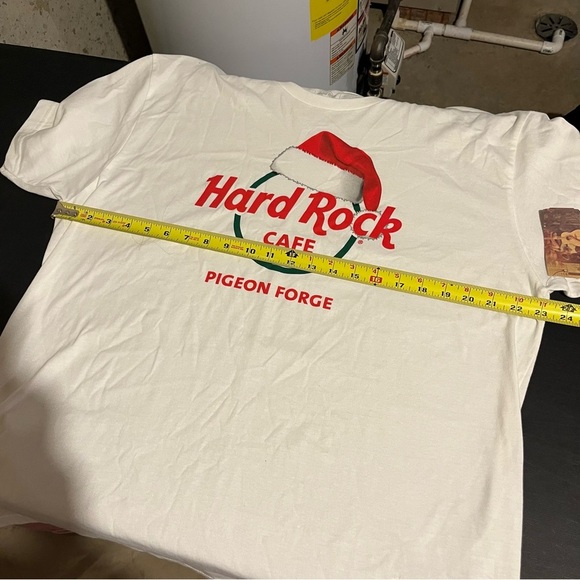 HARD ROCK CAFE NWT Pigeon Forge Mens T-Shirt Santa Hat Limited Edition XL - Picture 6 of 7
